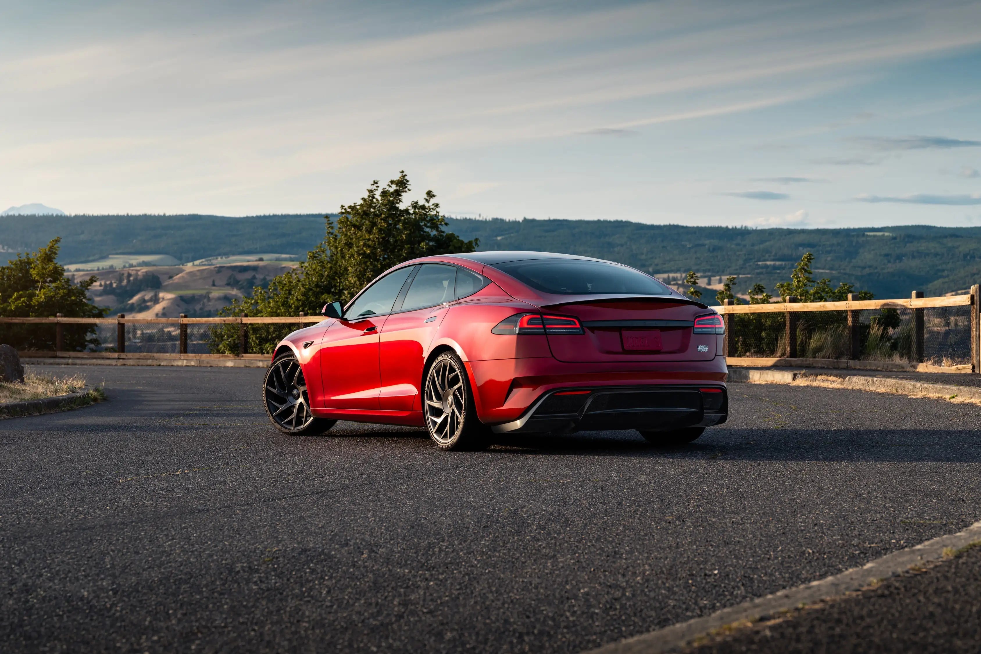 Tesla bedankt sich bei Model S und Model X Kunden