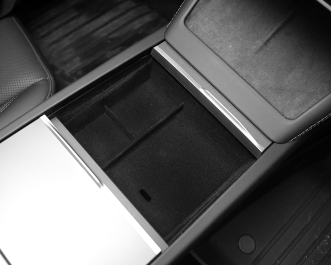 Tesla Model 3 2024 Highland Organizer Mittelkonsole oben