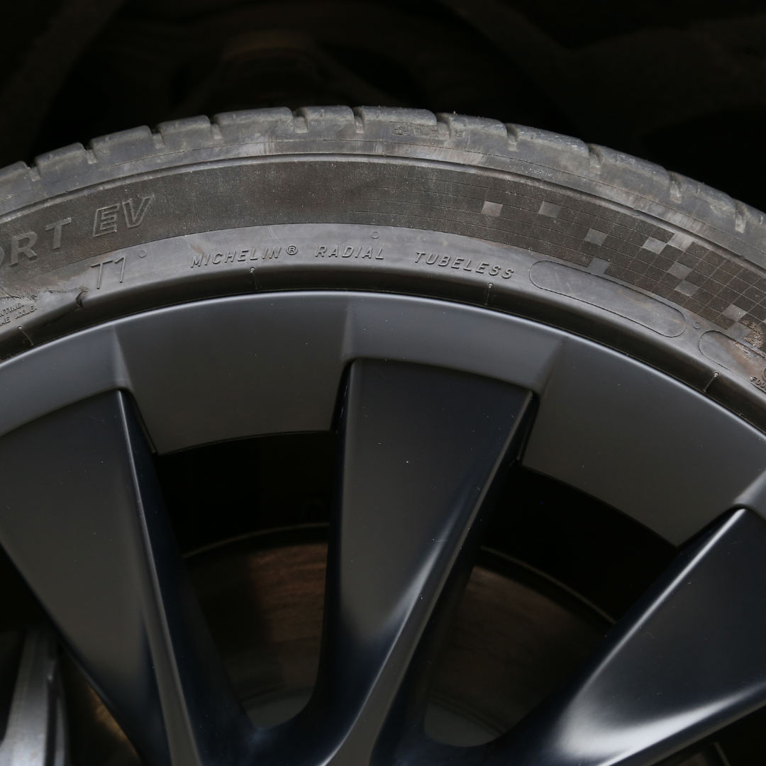 Tesla Model Y Felgenschutz für 20 Zoll Induction Felgen