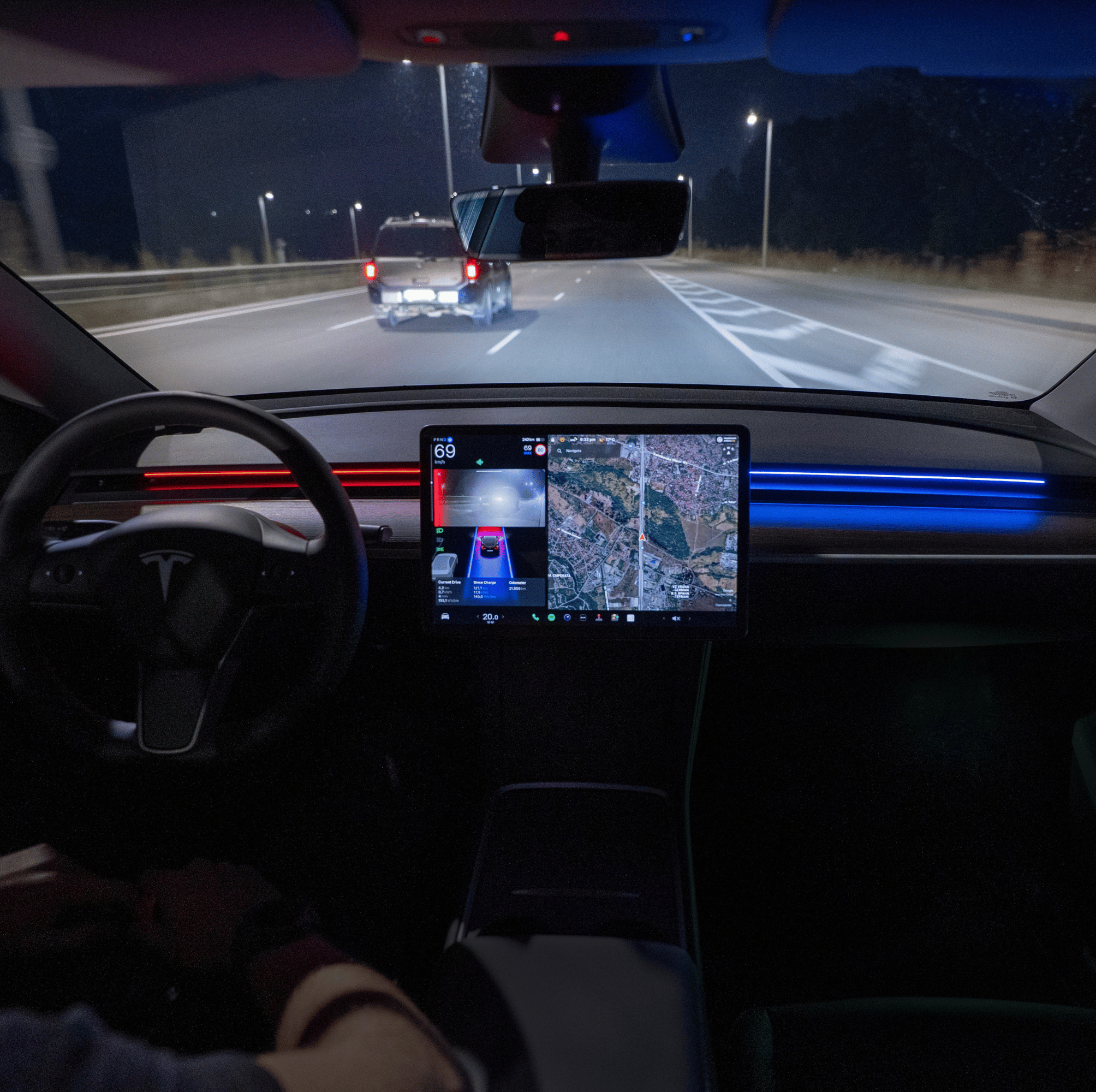 Strip Tesla Model 3