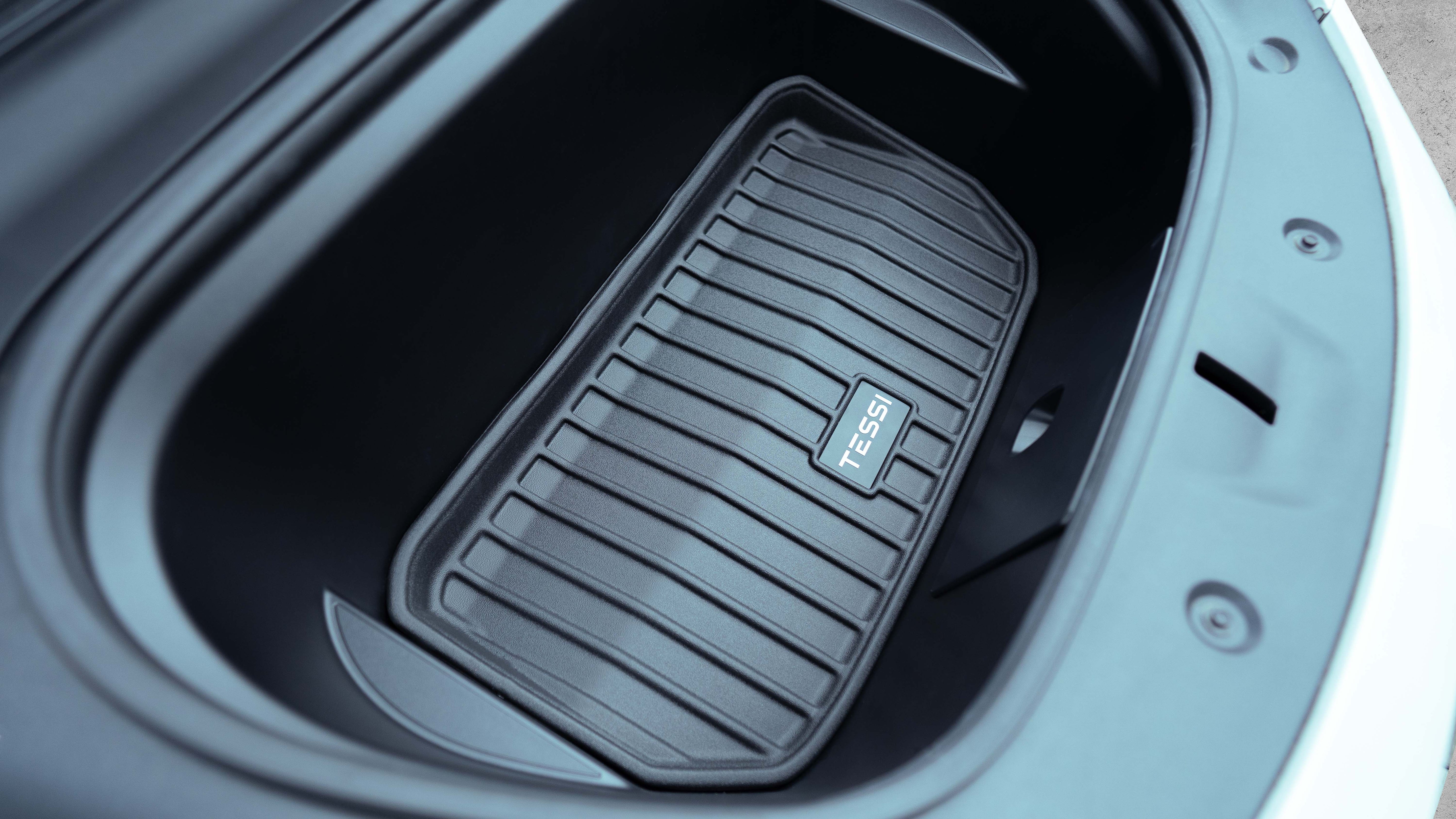 Tesla Model Y Gummimatte Frunk (vorderer Kofferraum) TESSI® Greenline 75% Recycling Material