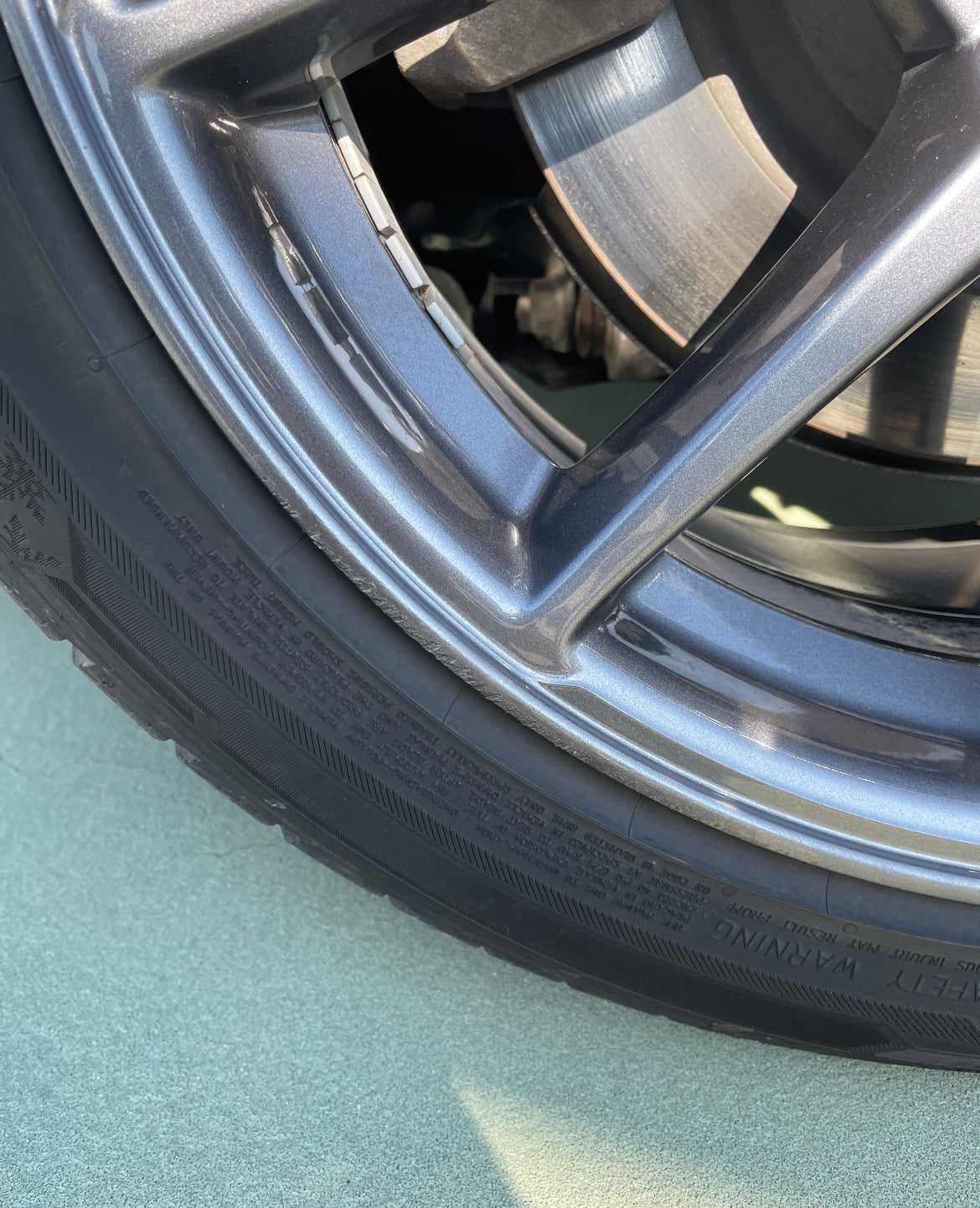 Tesla Model 3 Lackstift für 18 Zoll Aero-Felgen