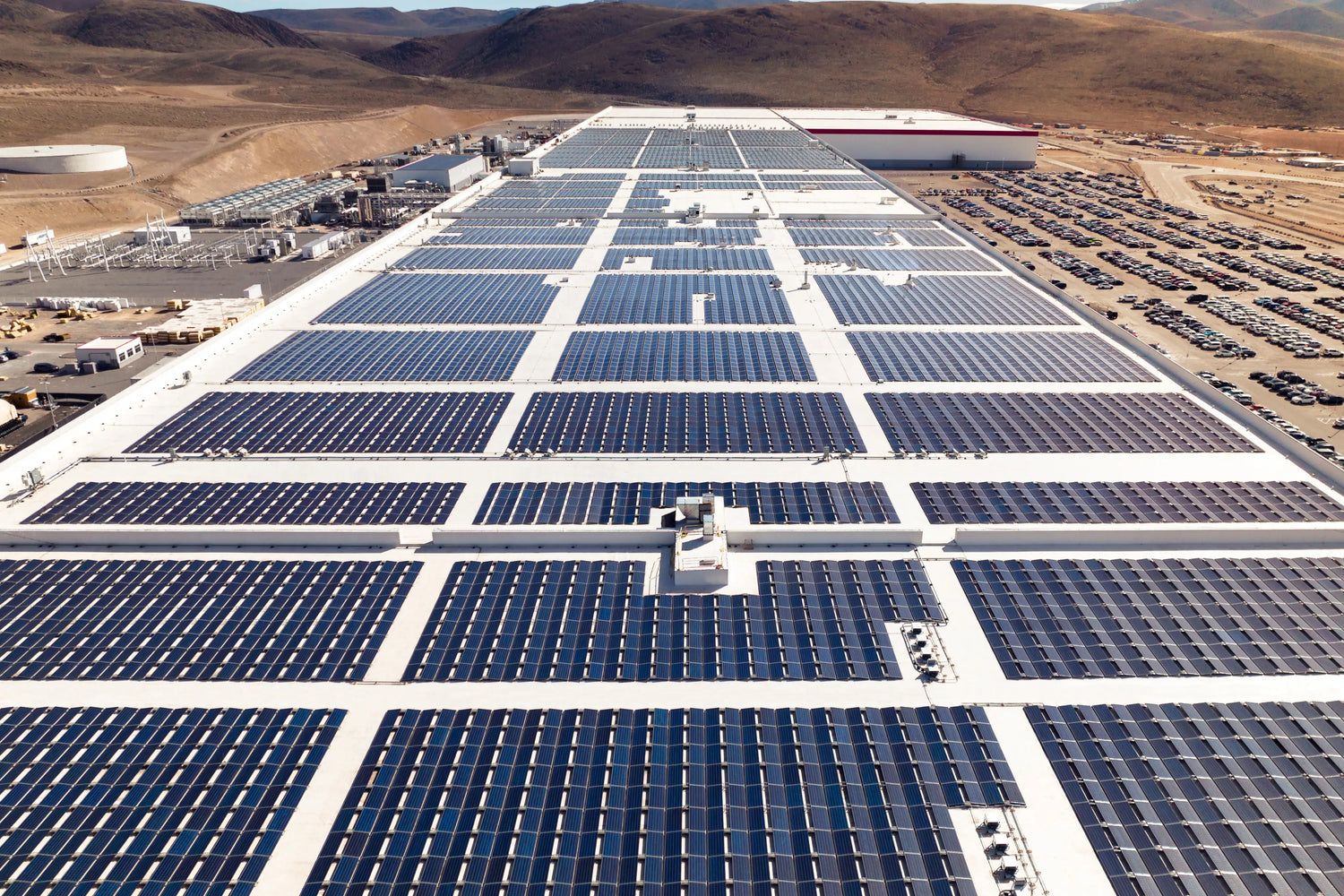 Tesla bringt neues Solarpanel und neues Montagesystem auf den Markt