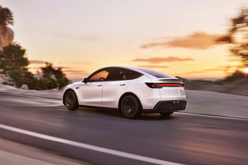 Tesla veröffentlicht offizielle Release Notes für FSD V14 Lite