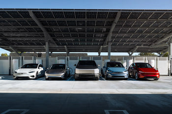 Tesla verbessert Lichtdarstellung im UI für internationale Legacy Model 3/Y Fahrzeuge