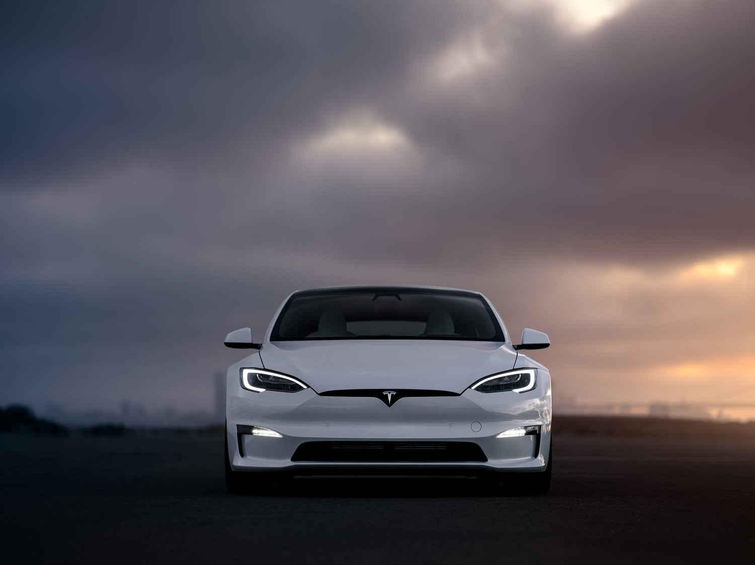 Tesla Model S von vorne