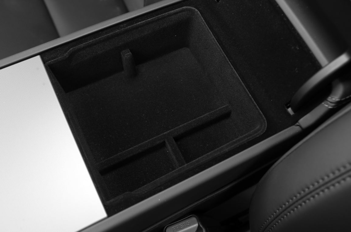 Tesla Model Y 2025 Armlehnen Ablagefach beflockt