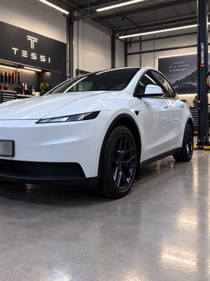 Tesla Model Y Juniper Standard 18-Zoll Komplettrad Borbet Y Titan Matt  (4 Stück)