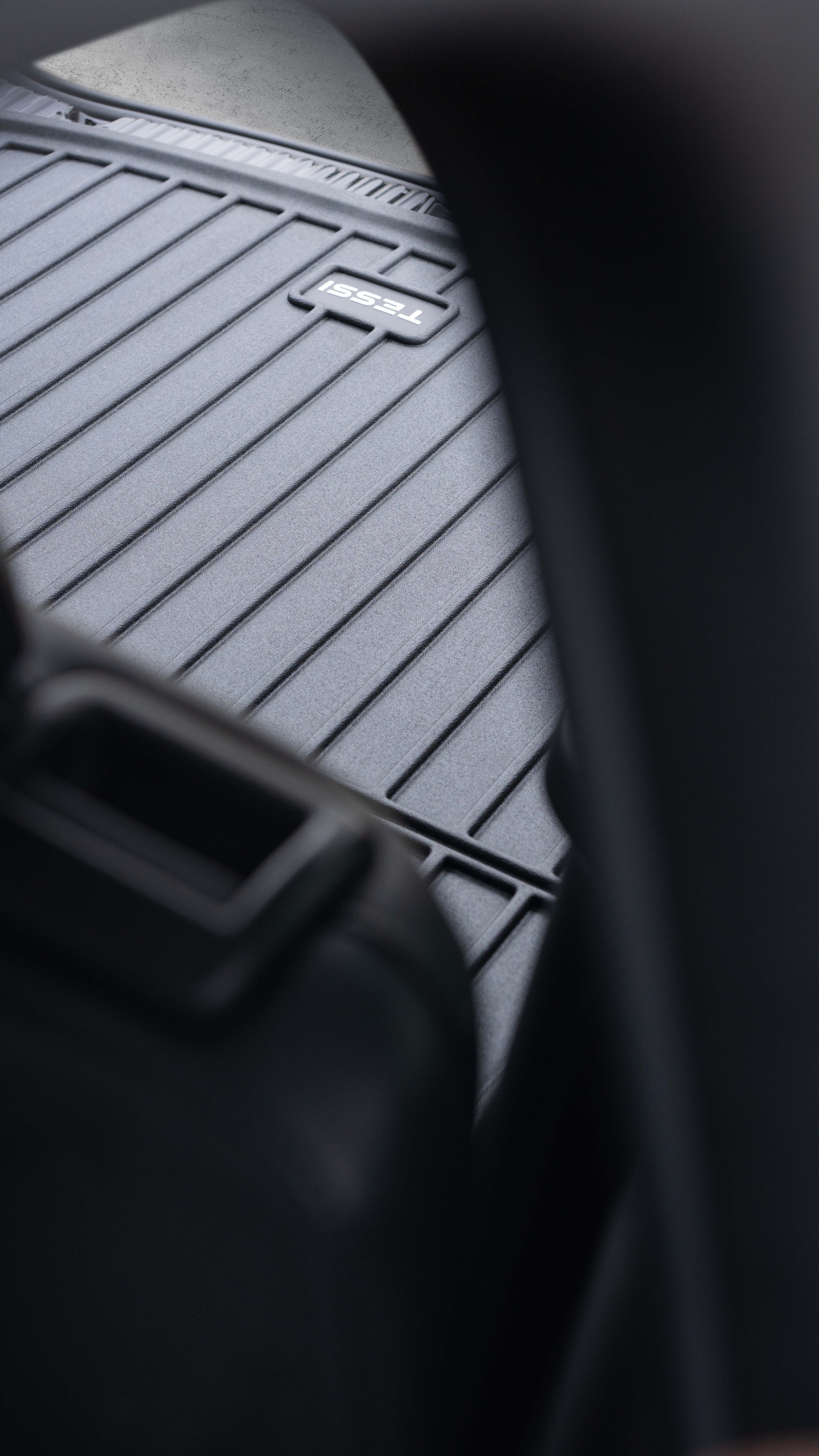 Tesla Model Y 2025 Juniper Premium Gummimatten – Tessi® Greenline 4-teiliges Set | 77 % Recycling, Made in EU, wasserdicht & passgenau